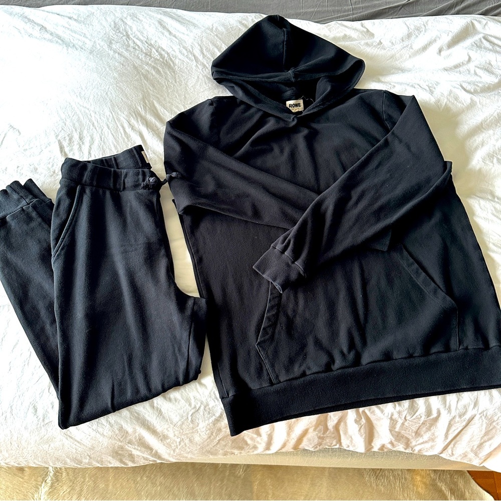 Rowe hoodie and joggers large